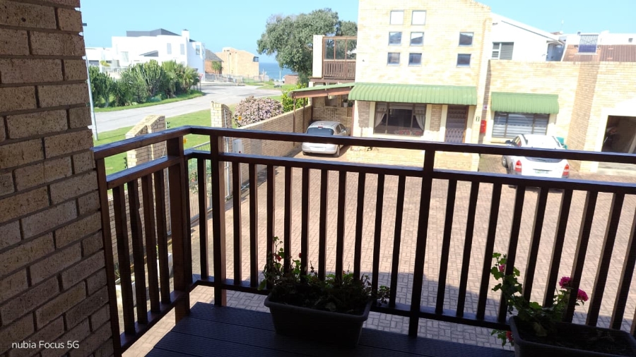 4 Bedroom Property for Sale in Ferreira Town Eastern Cape